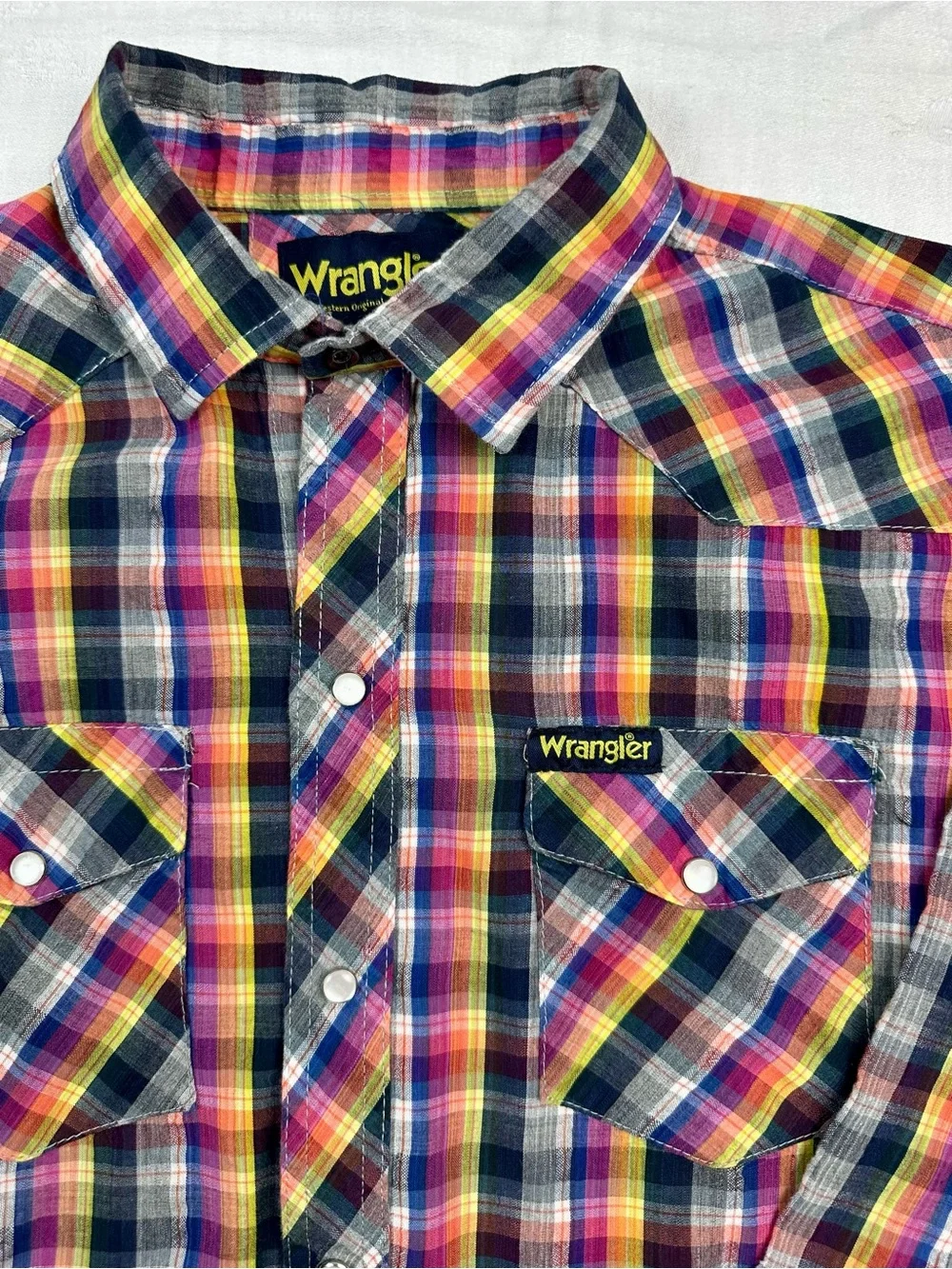 Wrangler Men's Multicolor Plaid Western Shirt